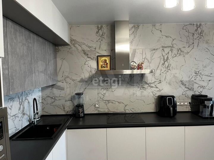 3-к. квартира, 85,3 м², 16/24 эт.