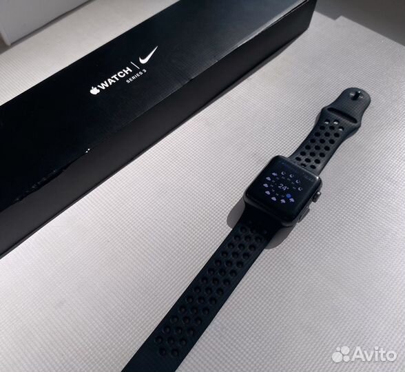 Часы apple watch series 3 42 mm nike