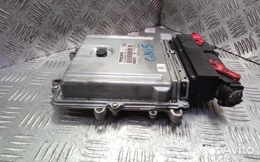 Блок управления двс volvo S80 2 (GNI05PC01)