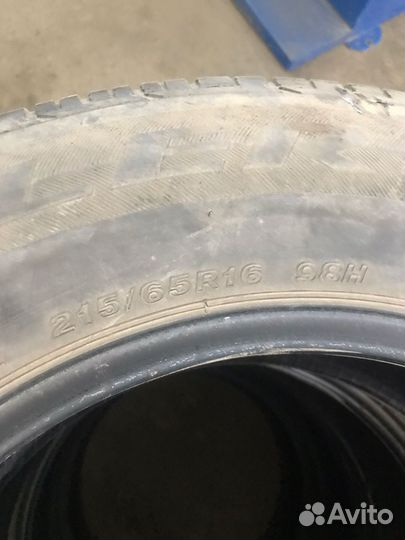 Bridgestone U-AP 001 215/65 R16