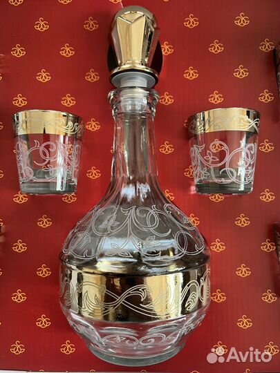 Подарочный набор для спиртного (бокалы, графин)