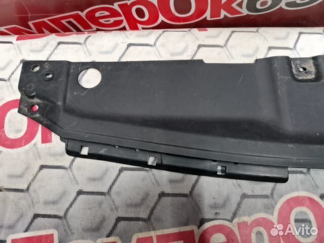 Накладка замка капота Hyundai Solaris