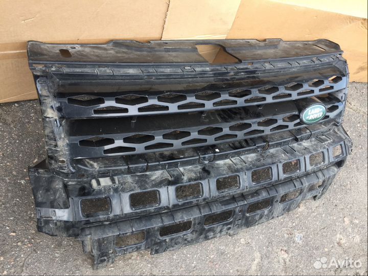 Решетка радиатора Land Rover Freelander