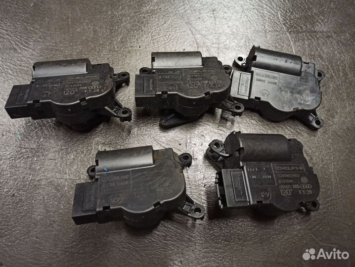 Сервопривод заслонки печки Volkswagen Touareg 7L