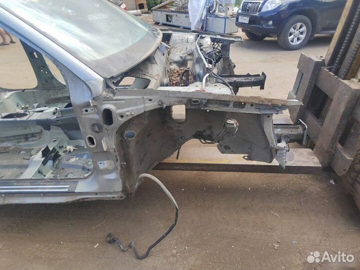 Четверть передний правый Volkswagen Passat B5+ 1.8