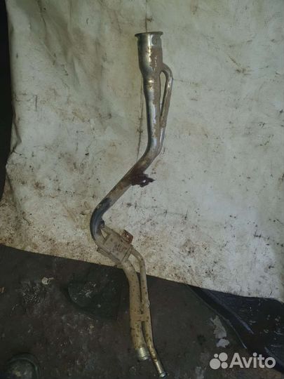 Гарловина заливная топливного бака Ford Focus 2