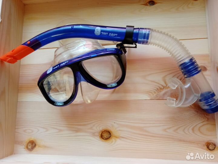 Маска и трубка для плавания