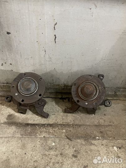 Кулаки со ступицами (укороченная сошка)