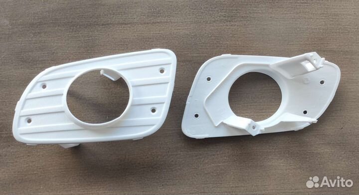 Накладка противотуманной фары Mercedes Sprinter