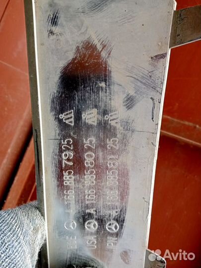 Накладка бампера передняя хром Mercedes ML 166