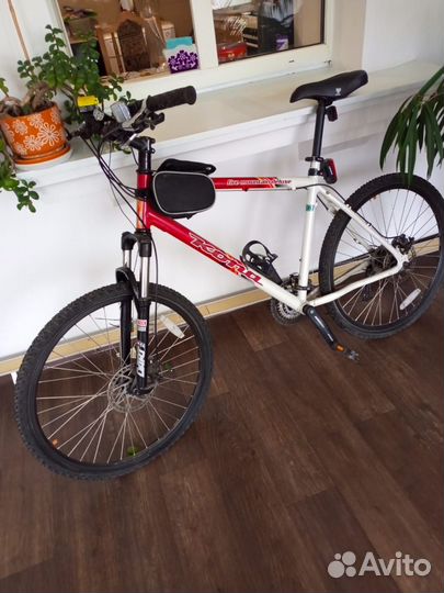 Велосипед горный Kona Fire Mountain колеса 26