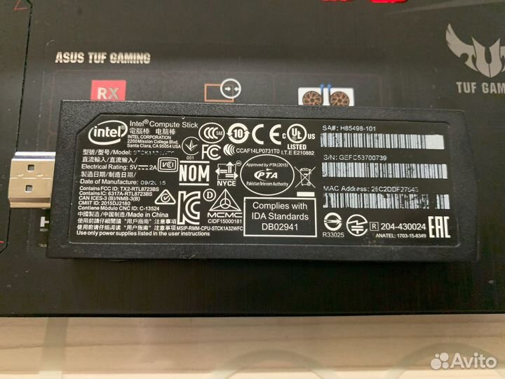 Мини-компьютер Intel Compute Stick