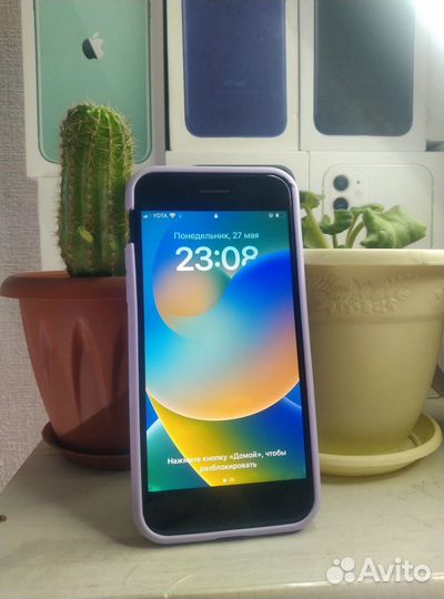 iPhone 8, 64 ГБ