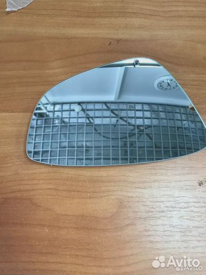 Зеркало Skoda Rapid