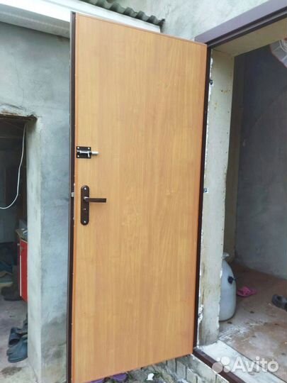 Металлические входные двери