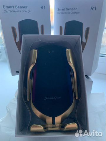 Держатель для телефона с беспроводной зарядкой