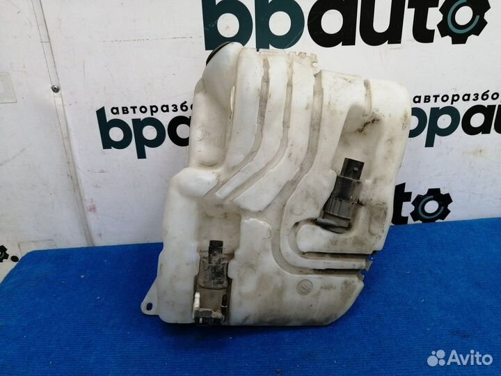 Бачок омывателя 28910-JD900 Nissan Qashqai