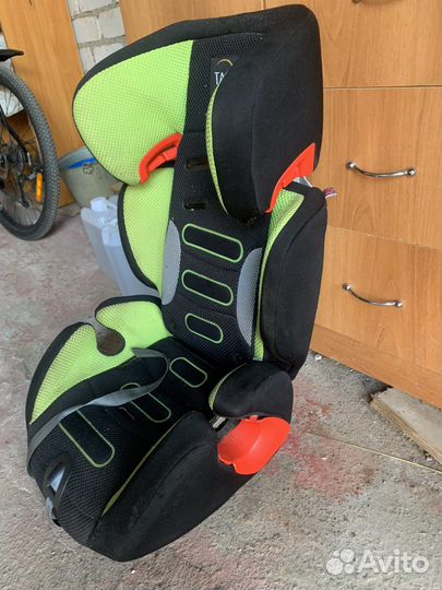 Детское кресло