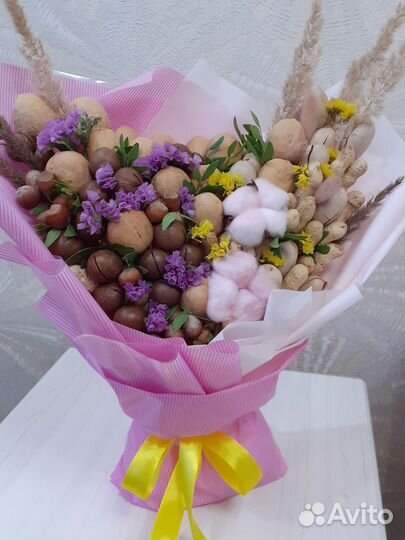 Букет сладкий, ореховый