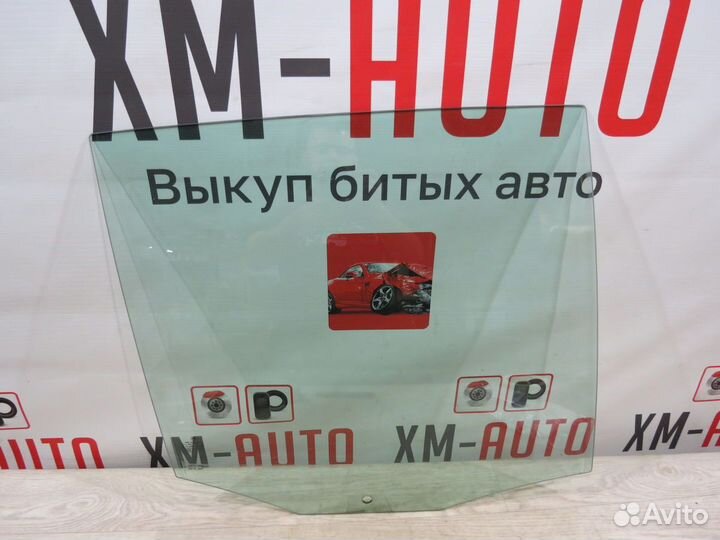 Стекло двери заднее правое Volkswagen Tiguan