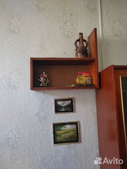 Полка книжная