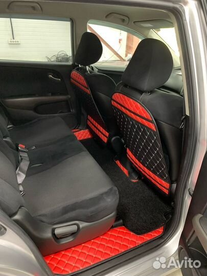 3Д коврики в салон Kia Pregio