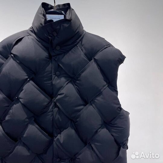 Bottega Veneta жилетка в наличии