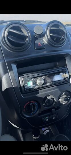 Магнитофон alpine