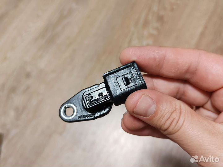 Датчик положения распредвала VAG