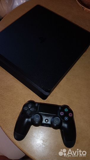 Sony playstation 4 slim