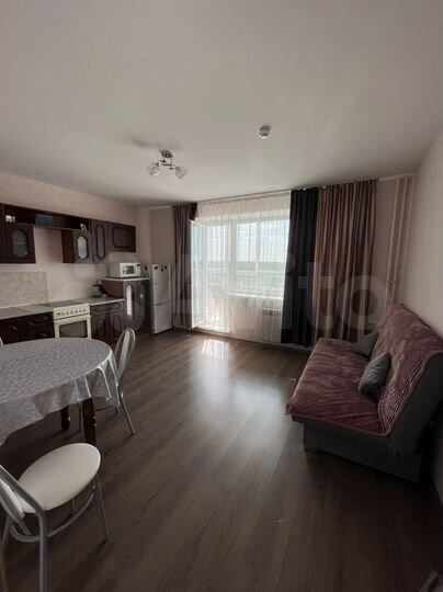 2-к. квартира, 50 м², 9/15 эт.