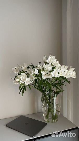 Букет из альстромерий