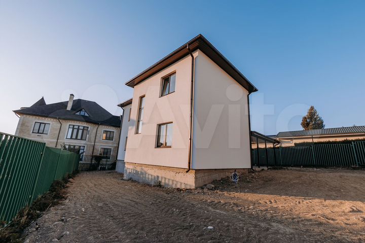 Дом 155 м² на участке 5 сот.