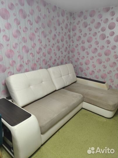 Продам угловой диван