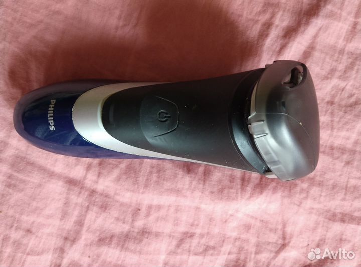 Электробритва Philips Pt735