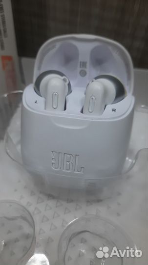Беспроводные наушники jbl tune 225 tws