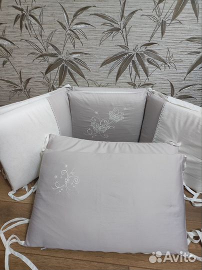 Бортики в детскую кроватку