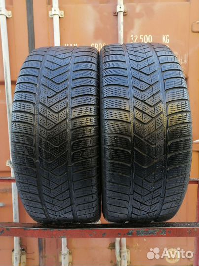 Pirelli Scorpion Winter 255/55 R18 105V