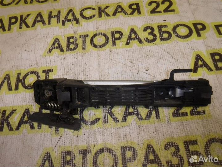 Ручка двери задней наружная правая Toyota Camry X