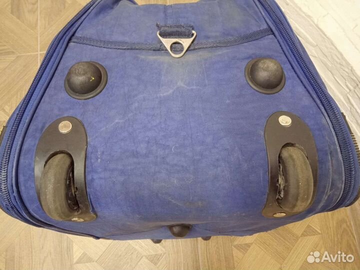 Сумка дорожная на колесах бу