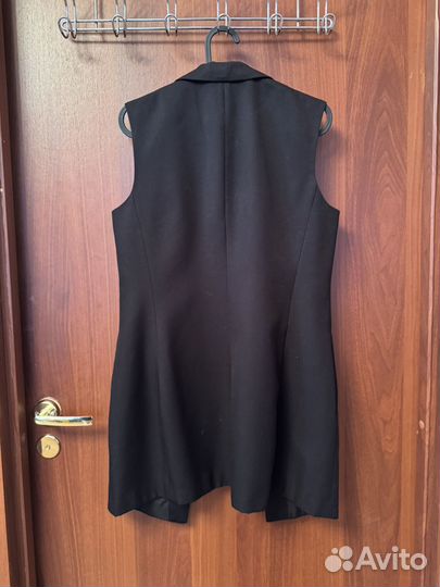 Жилетка длинная женская размер S Incity