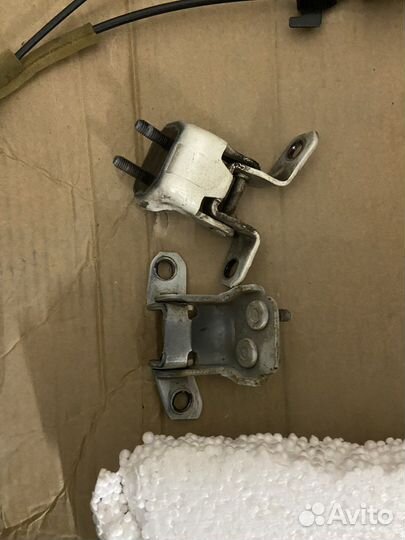 Некоторые запчасти с мазда рх-8