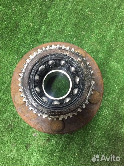 Ступица задняя Mazda 6 седан 2.0 LF 2007