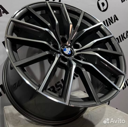 Диски на BMW X5 E70 F15 бмв Х5 Е70 Ф15 R20