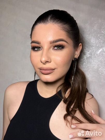 Макияж прическа и укладка