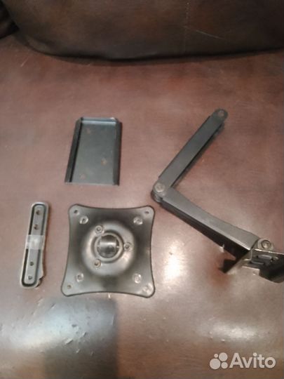 Настенное крепление для телевизора