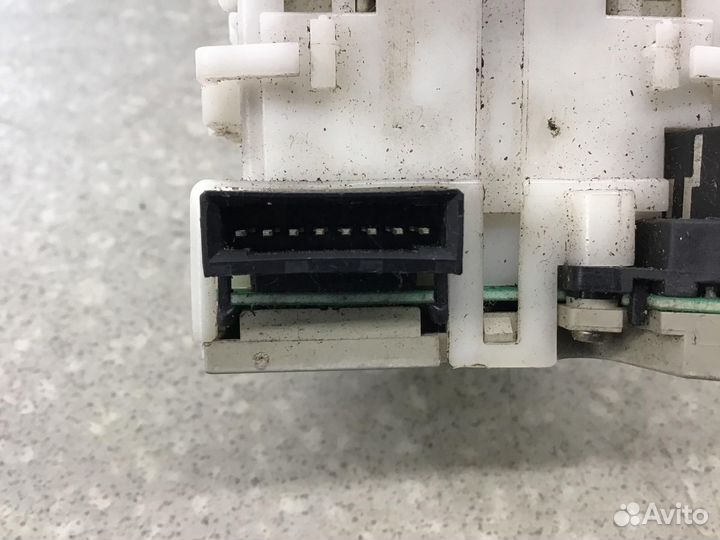 Переключатель стеклоочистителей Nissan Micra (K12E