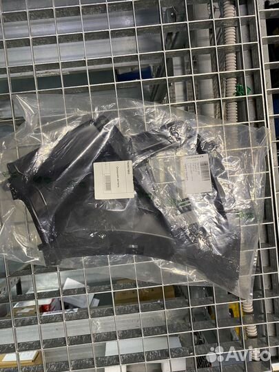 760807883 Опорная деталь