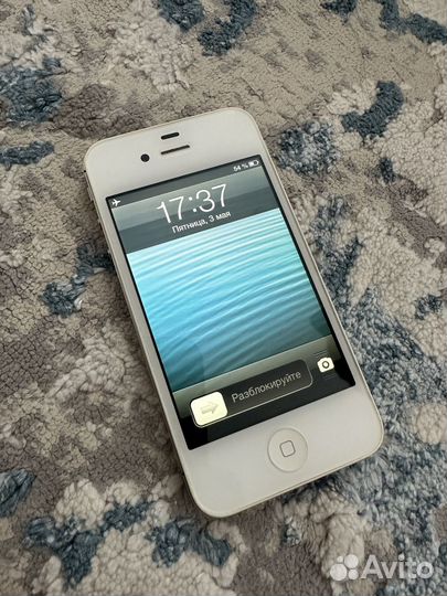 iPhone 4S, 64 ГБ