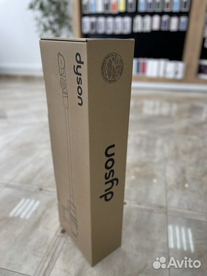 Вертиклаьный пылесос Dyson V12 Slim Absolut
